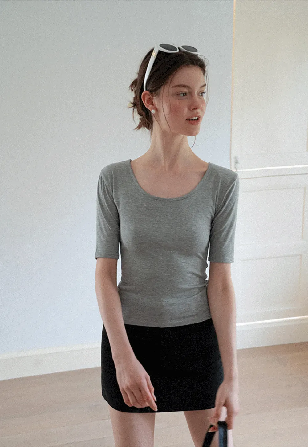 Scoop Neck Short Sleeve Fitted Tshirt