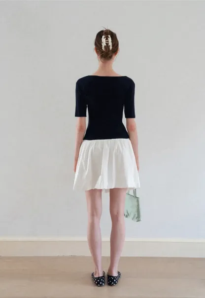 Scoop Neck Short Sleeve Fitted Tshirt
