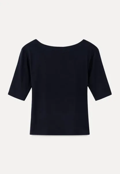 Scoop Neck Short Sleeve Fitted Tshirt