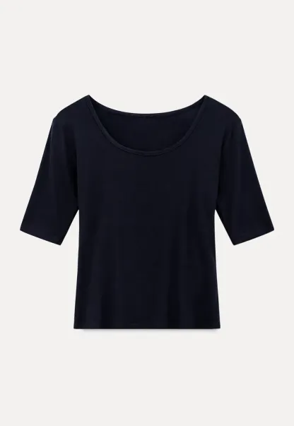 Scoop Neck Short Sleeve Fitted Tshirt