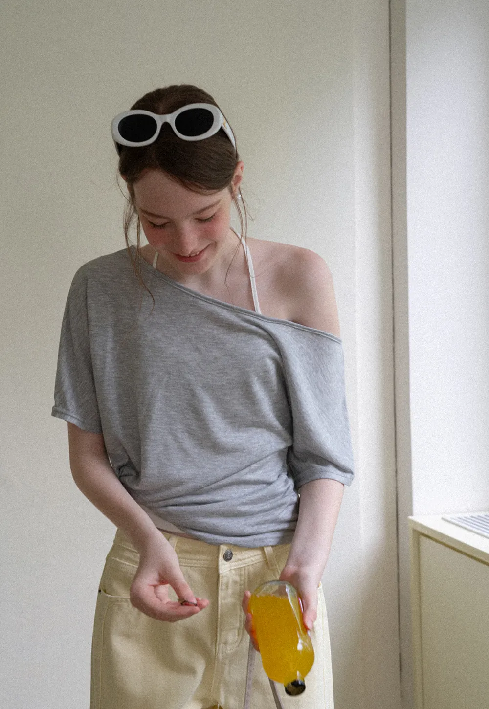 Asymmetrical One Shoulder Short Sleeve Tshirt