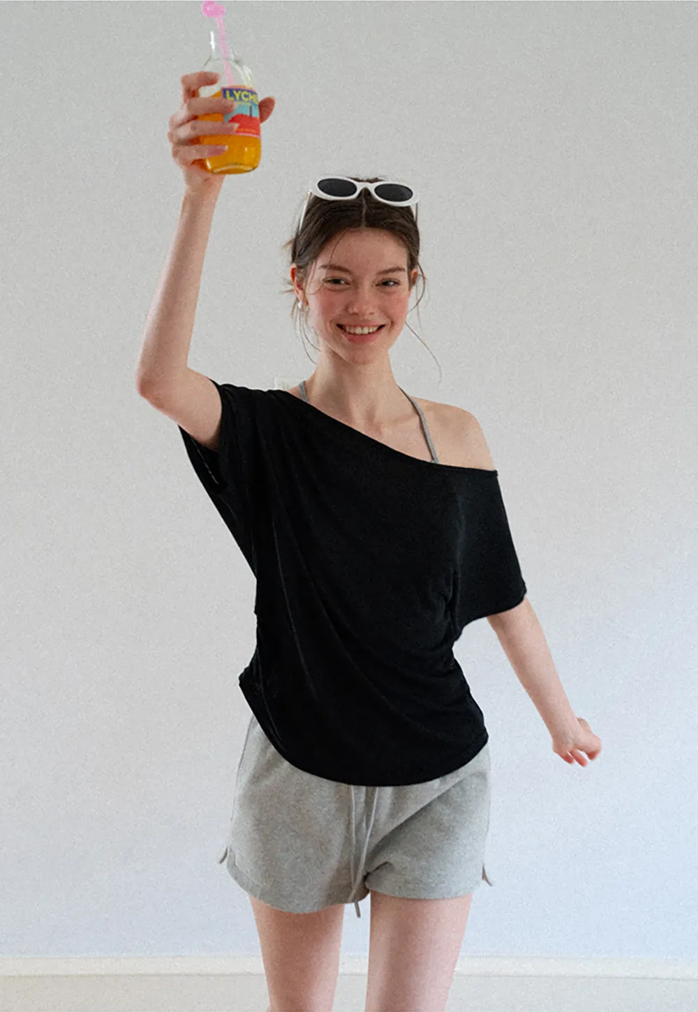 Asymmetrical One Shoulder Short Sleeve Tshirt