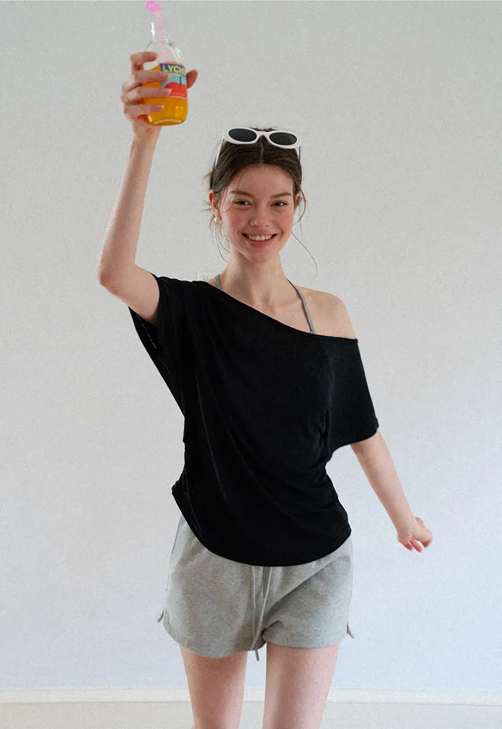 Asymmetrical One Shoulder Short Sleeve Tshirt