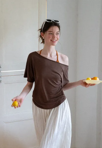 Asymmetrical One Shoulder Short Sleeve Tshirt
