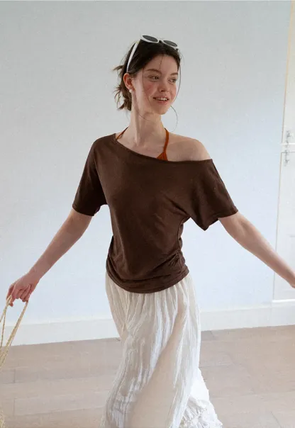 Asymmetrical One Shoulder Short Sleeve Tshirt