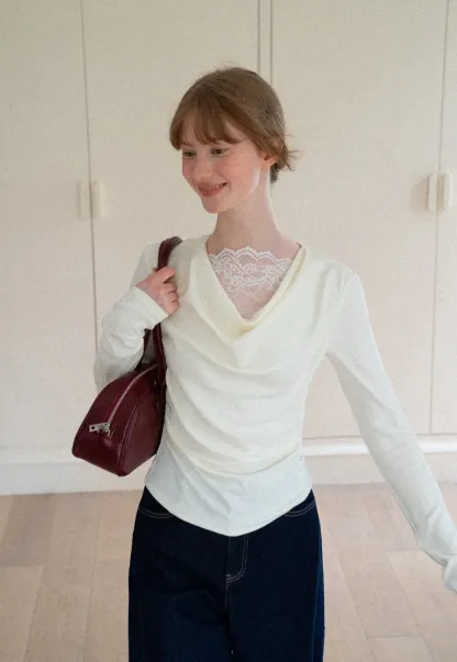 Lace Trim V Neck Long Sleeve Knit Top