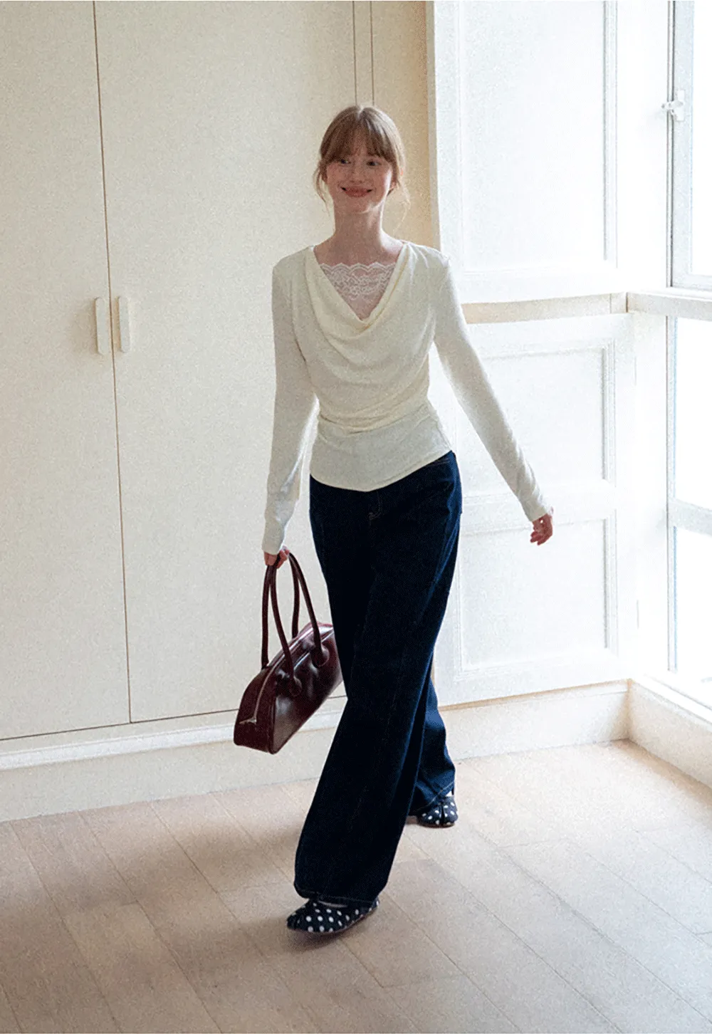 Lace Trim V Neck Long Sleeve Knit Top