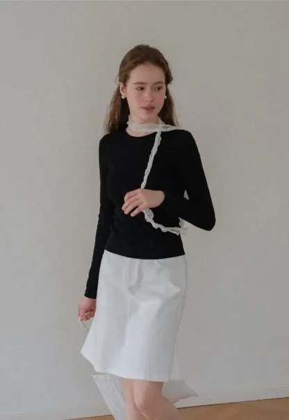 Slim Fit Crew Neck Long Sleeve Knit Top