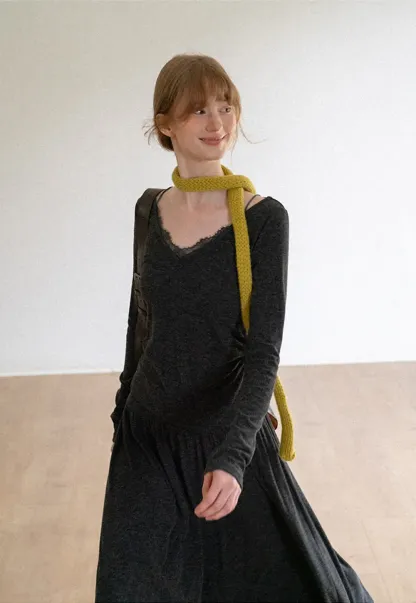 Lace Trim V Neck Long Sleeve Top and Flowing Maxi Skirt