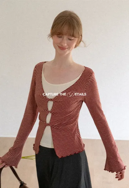 Scalloped Hem Layered Knit Top with Cutout Detail