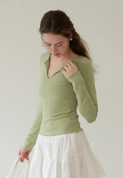 V Neck Long Sleeve Ribbed Knit Top