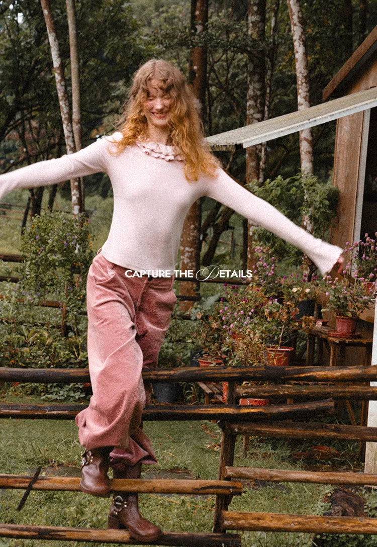 Ruffled Collar Long Sleeve Knit Top