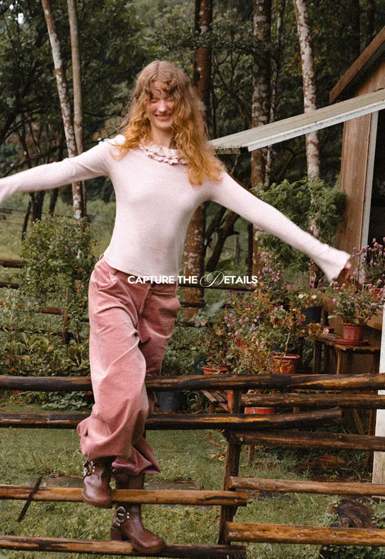 Ruffled Collar Long Sleeve Knit Top