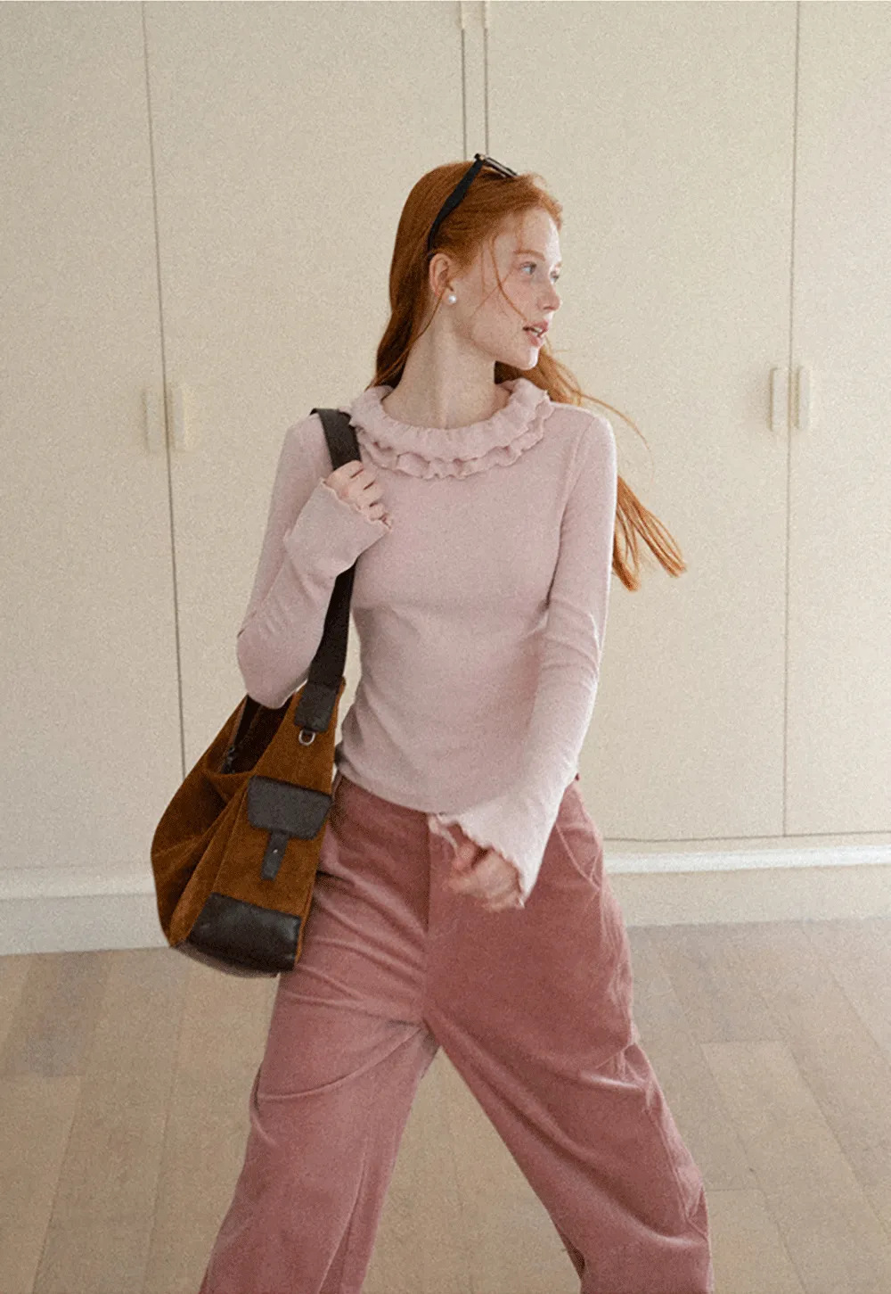 Ruffled Collar Long Sleeve Knit Top