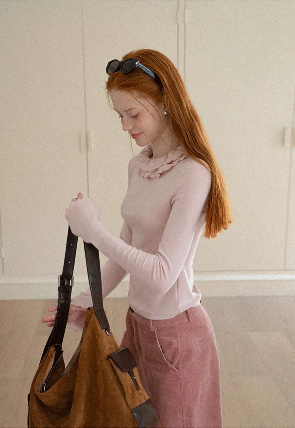 Ruffled Collar Long Sleeve Knit Top