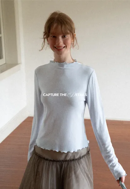 Scalloped Hem Long Sleeve Knit Top