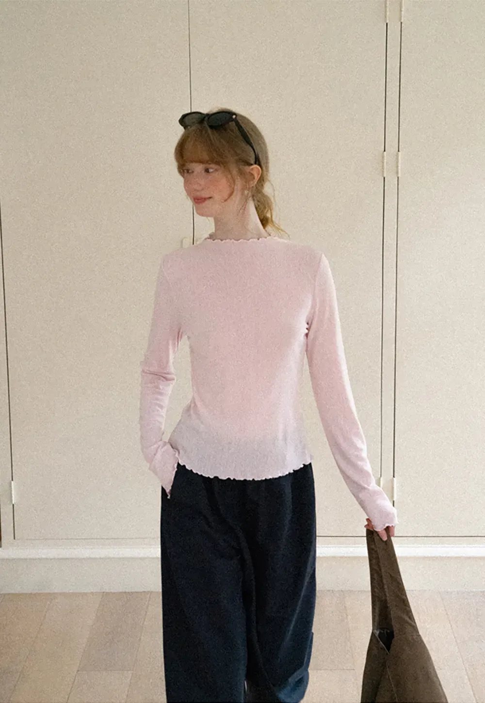 Scalloped Hem Long Sleeve Knit Top