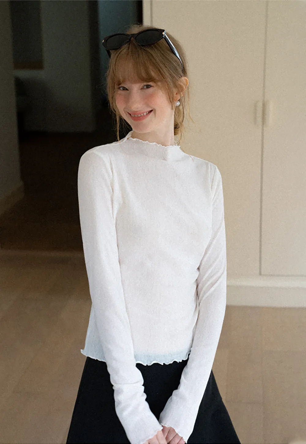 Scalloped Hem Long Sleeve Knit Top