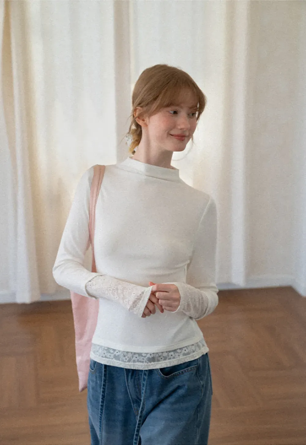 Lace Trim Half Sleeve Mock Neck Knit Top