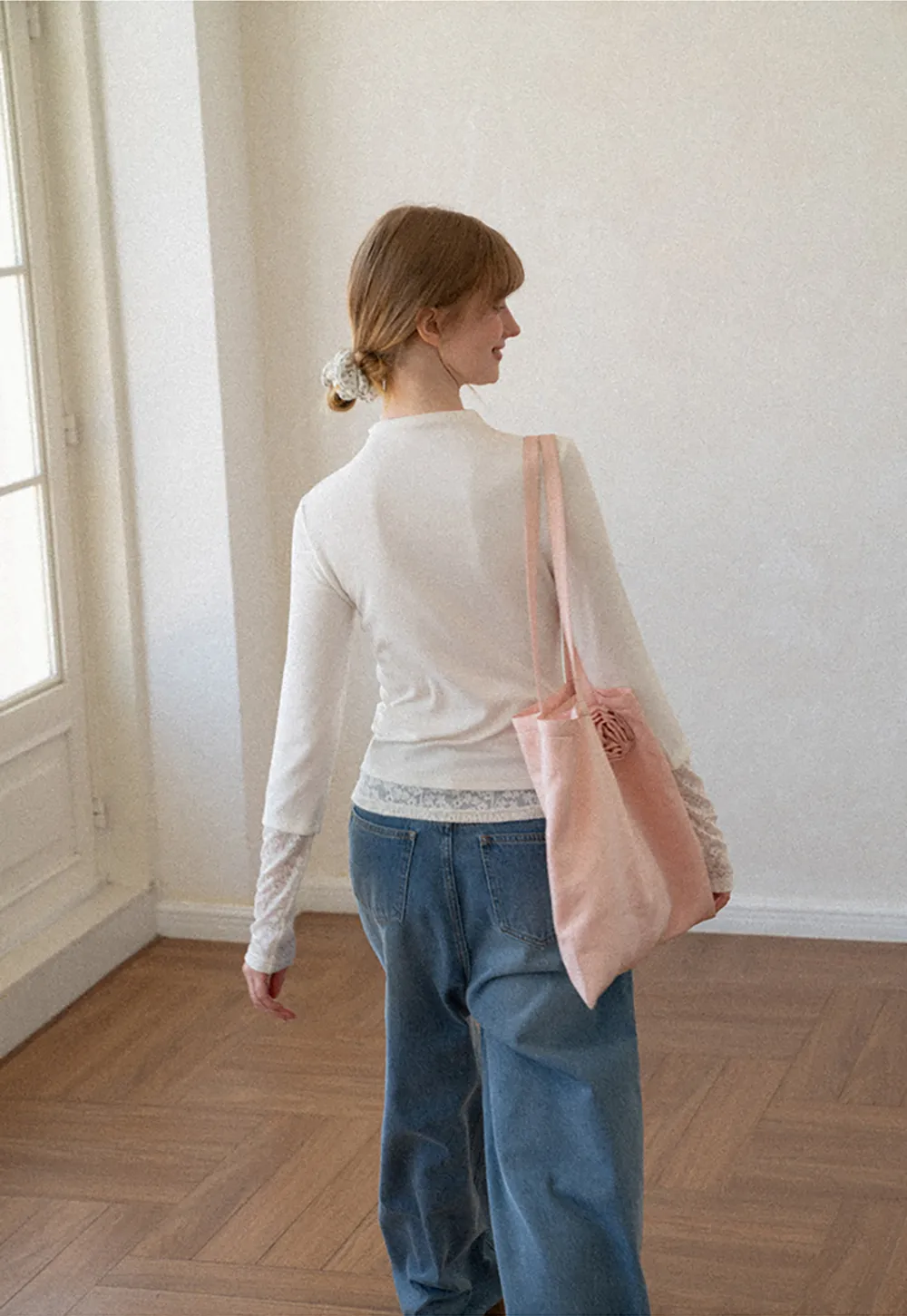 Lace Trim Half Sleeve Mock Neck Knit Top