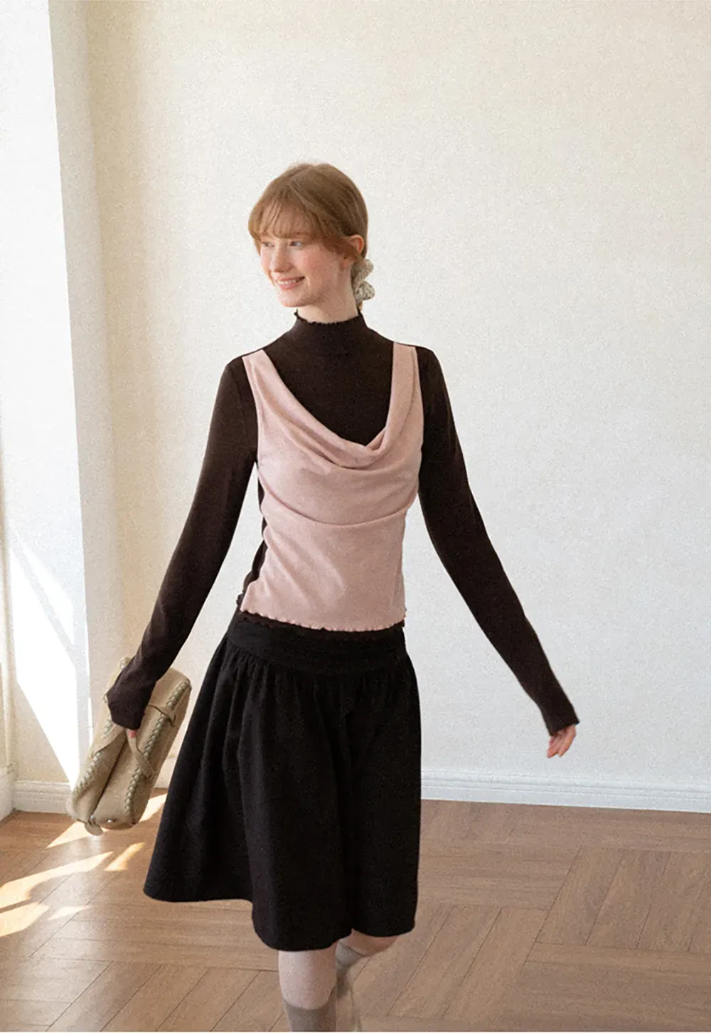 Cowl Neck Layered Top with Lace Hem Tshirt