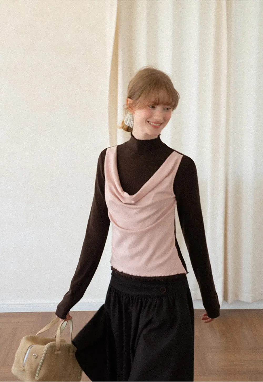 Cowl Neck Layered Top with Lace Hem Tshirt