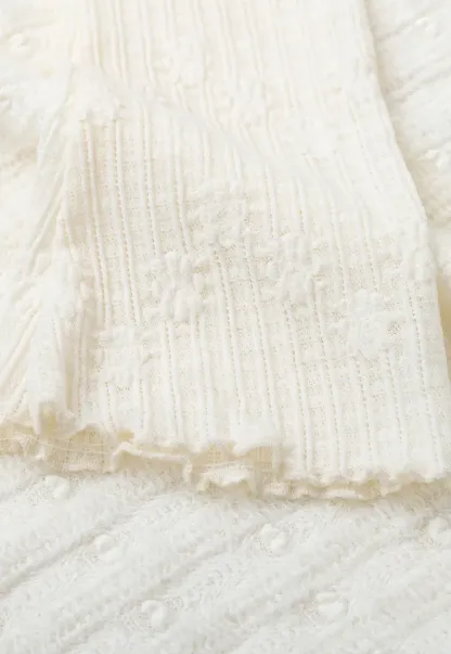 Textured Knit Top with Ruffled Collar and Long Sleeves