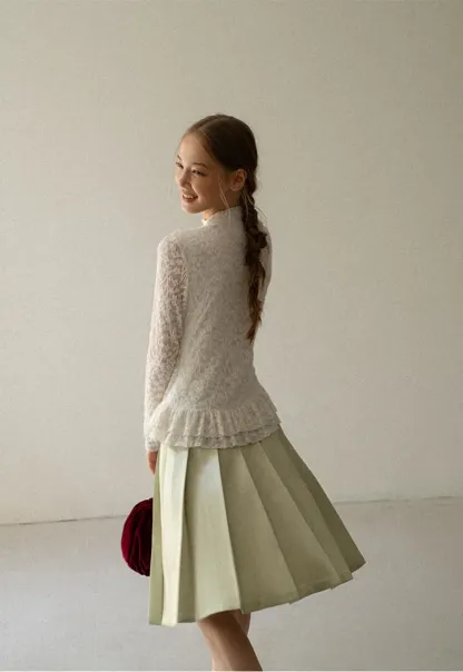 Lace Trim High Neck Ruffled Hem Long Sleeve Top