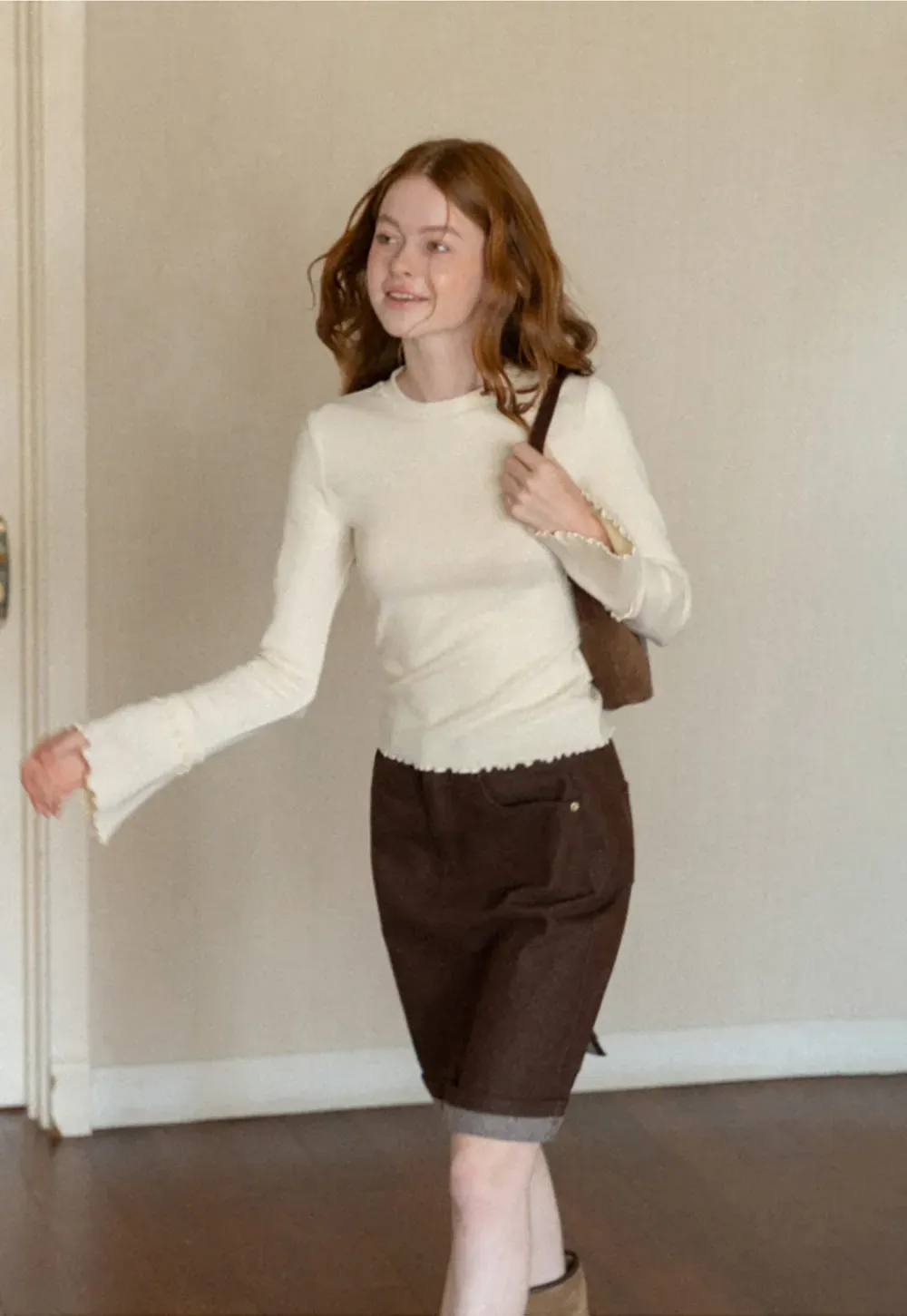 Scalloped Hem Long Sleeve Knit Top