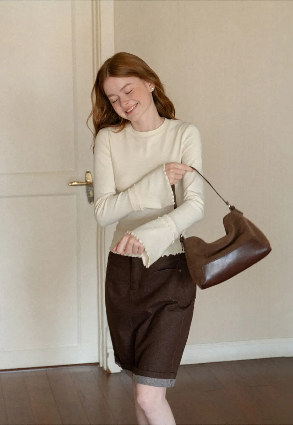 Scalloped Hem Long Sleeve Knit Top