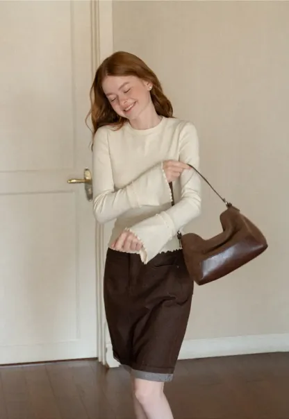 Scalloped Hem Long Sleeve Knit Top
