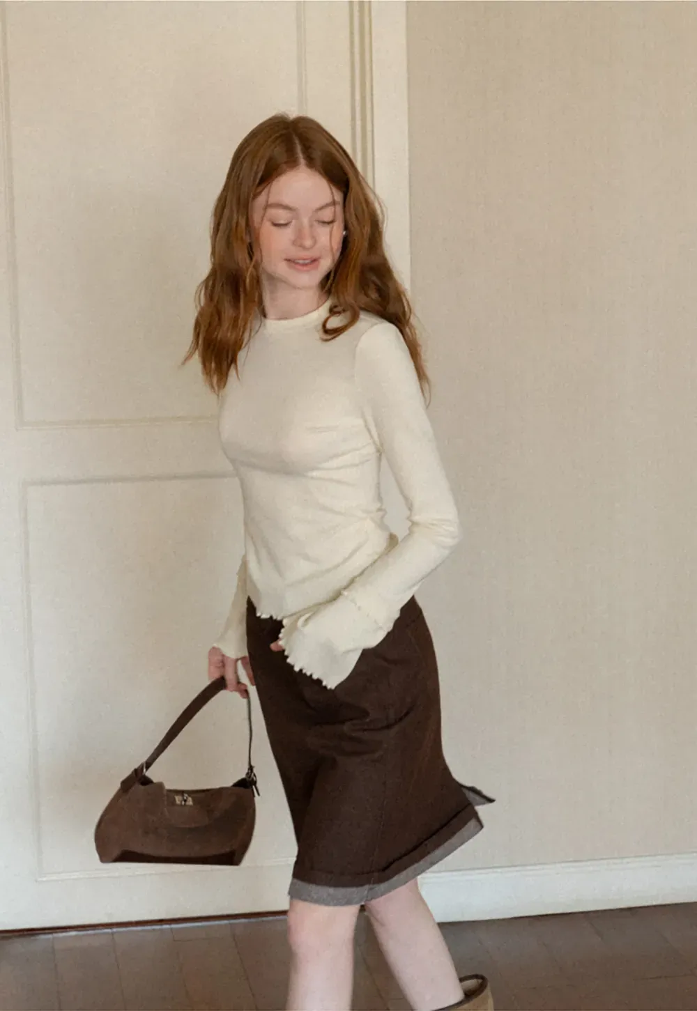 Scalloped Hem Long Sleeve Knit Top