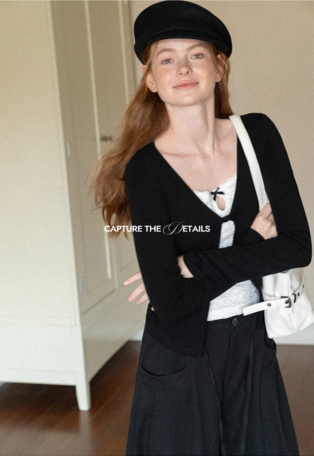 Lace Trim V Neck Cropped Knit Top