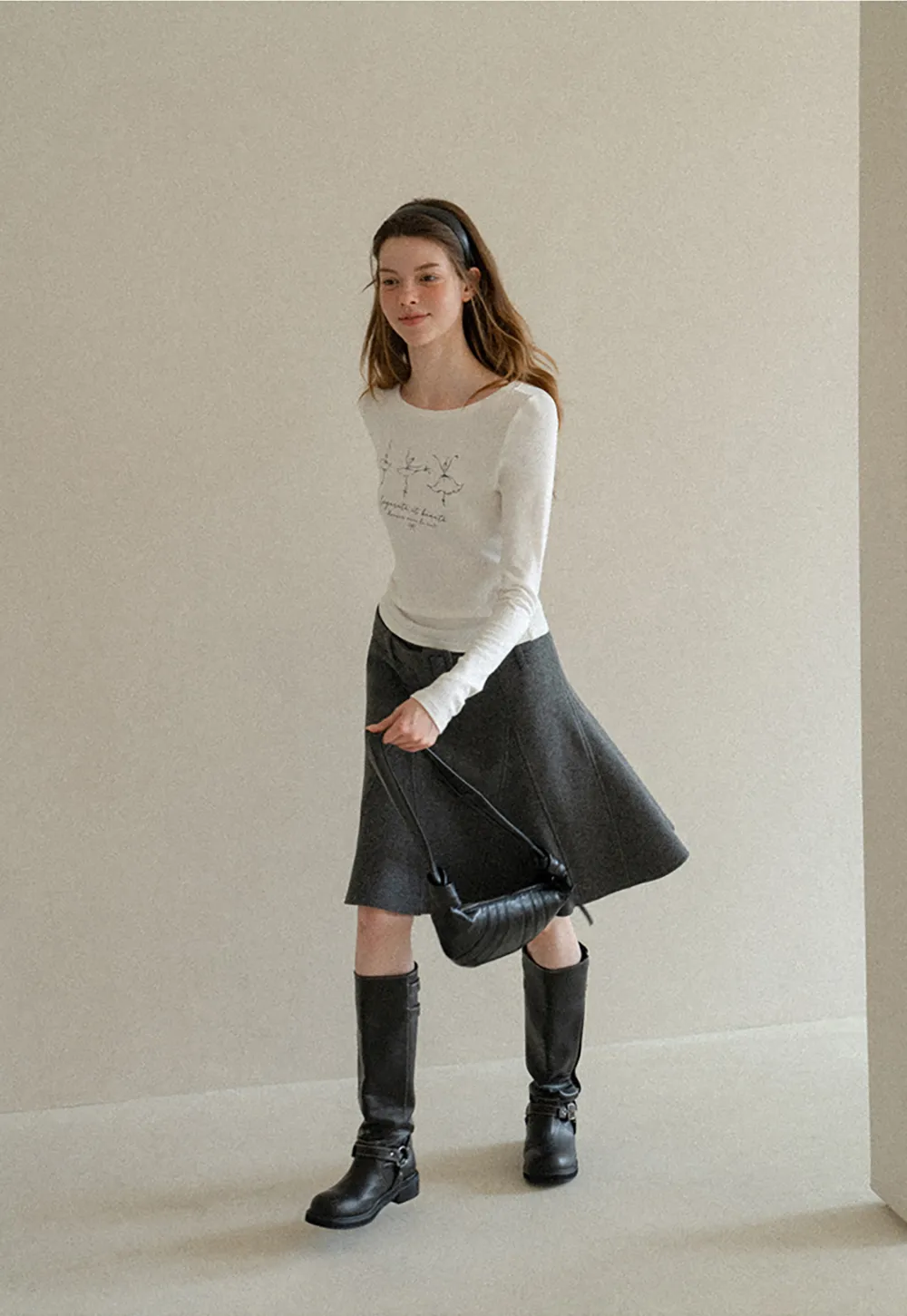 Ballet Sketch Print Long Sleeve Crew Neck T Shirt