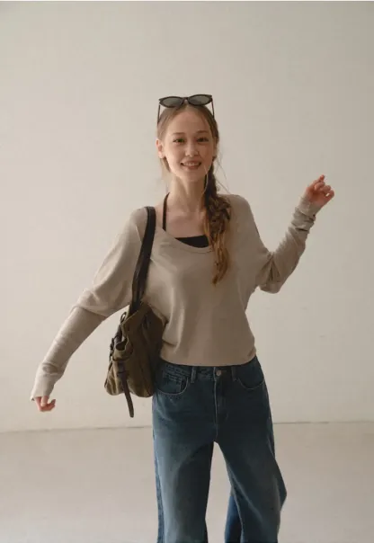 V Neck Long Sleeve Lightweight Knit T Shirt
