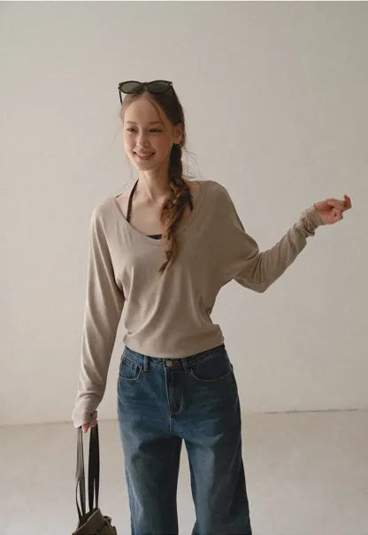 V Neck Long Sleeve Lightweight Knit T Shirt