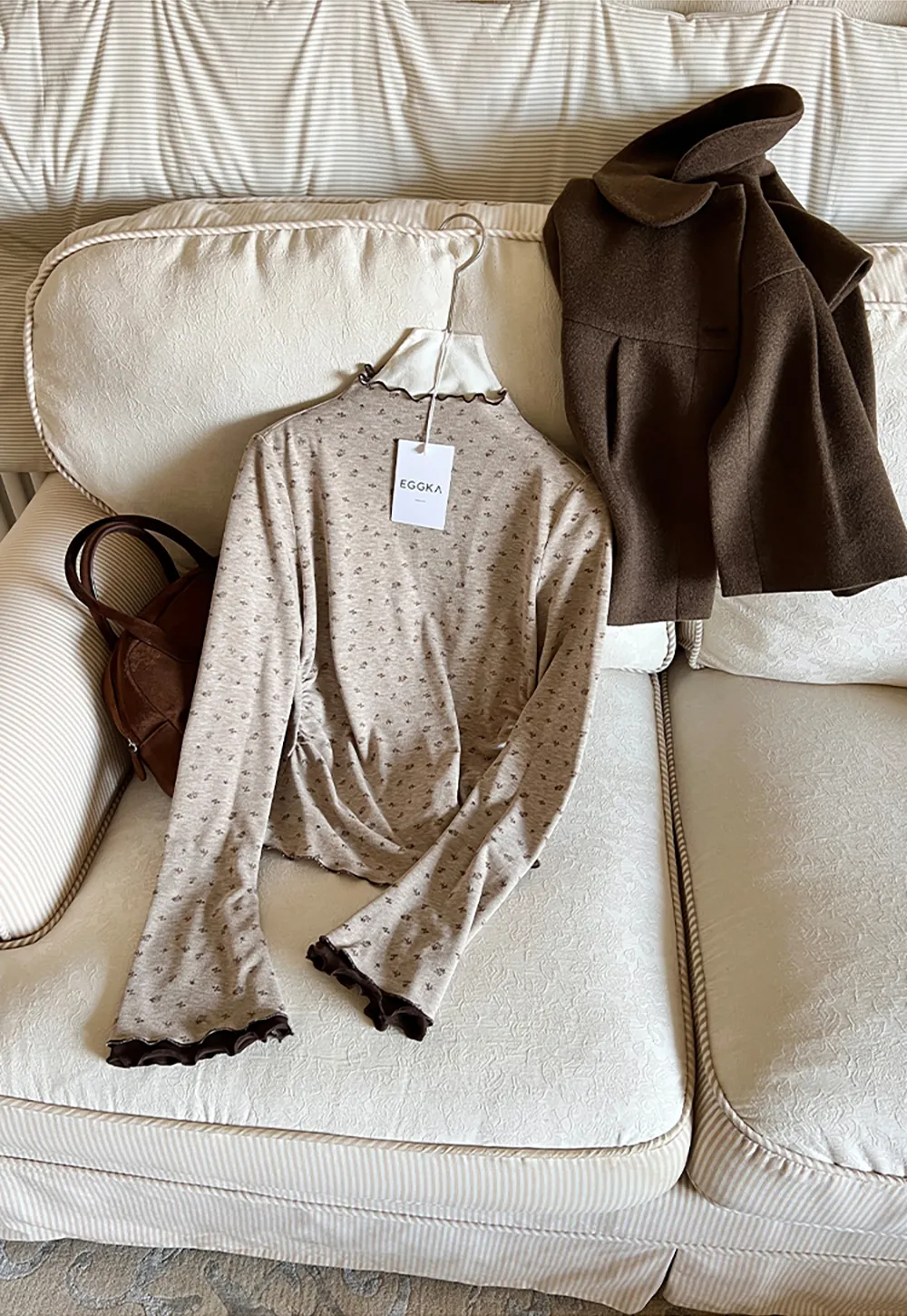 Scalloped Hem Long Sleeve Textured Knit Top