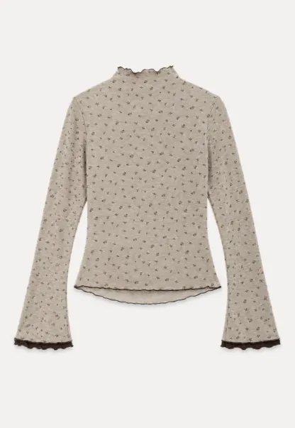 Scalloped Hem Long Sleeve Textured Knit Top