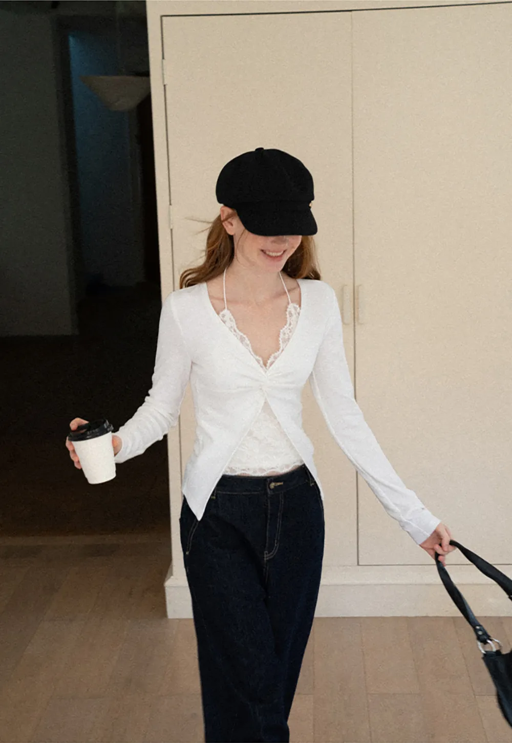 Lace Trim V Neck Cropped Knit Top