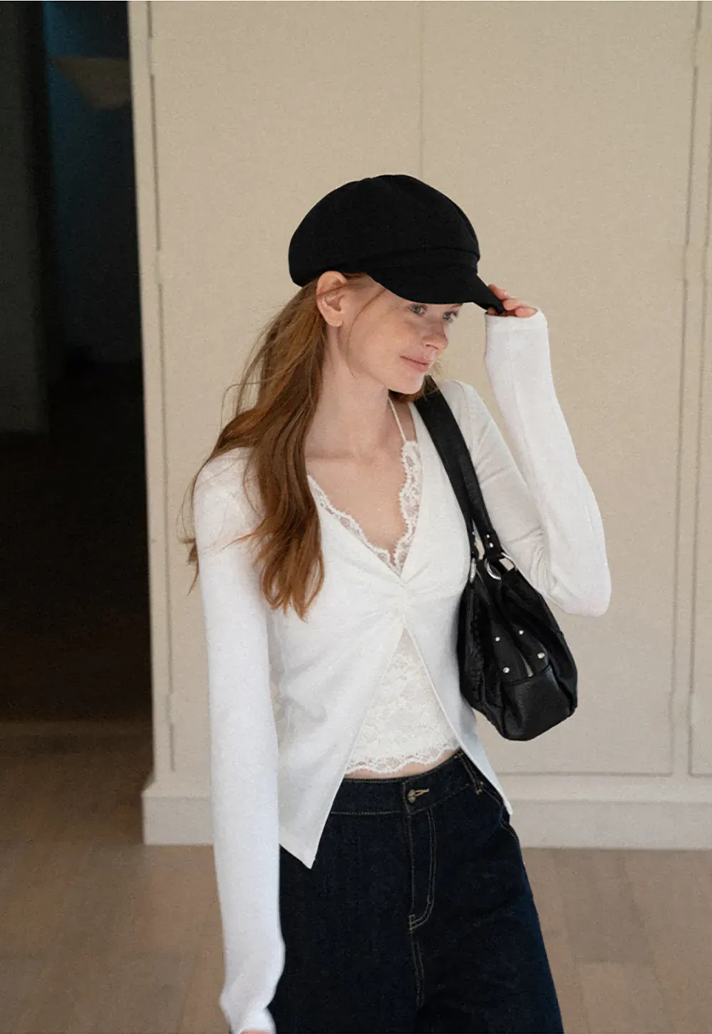 Lace Trim V Neck Cropped Knit Top