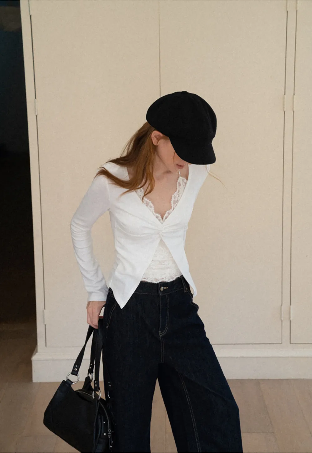 Lace Trim V Neck Cropped Knit Top
