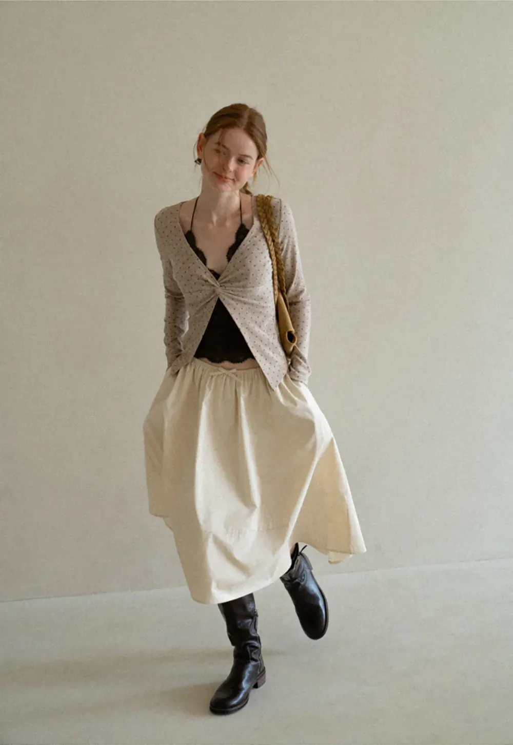 Lace Trim V Neck Cropped Knit Top