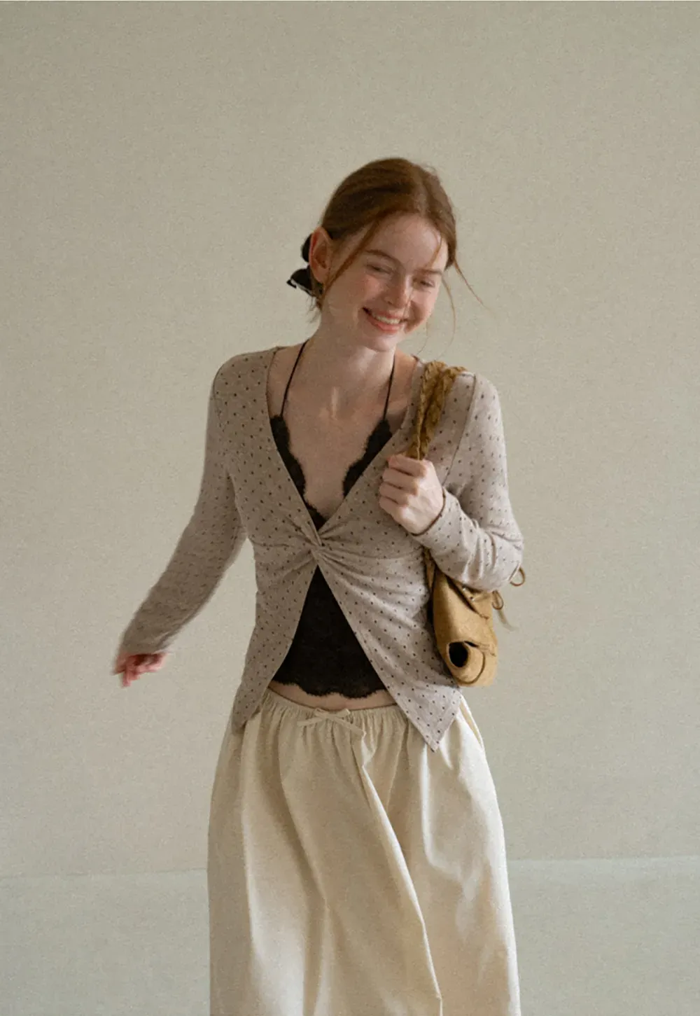 Lace Trim V Neck Cropped Knit Top