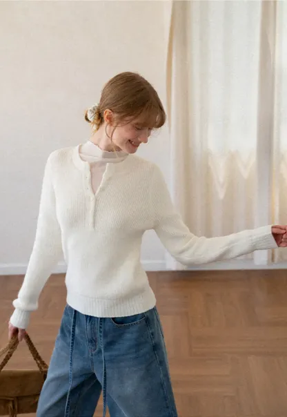 Ribbed Knit Henley Neck Sweater