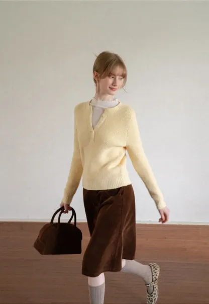 Ribbed Knit Henley Neck Sweater