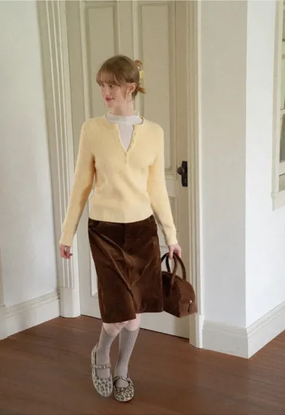 Ribbed Knit Henley Neck Sweater