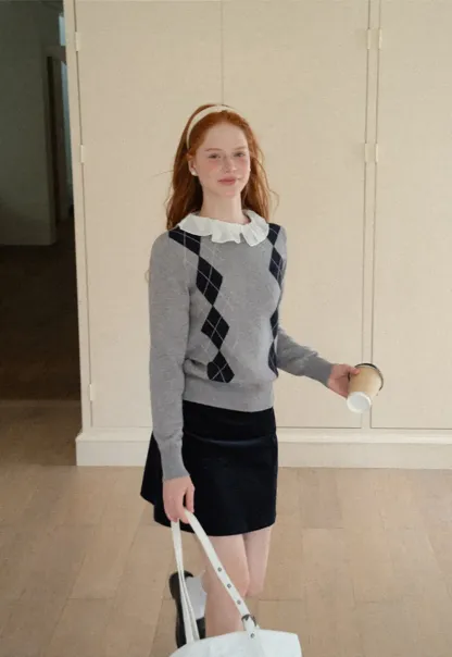 Contrast Trim Shoulder Detail Knit Sweater