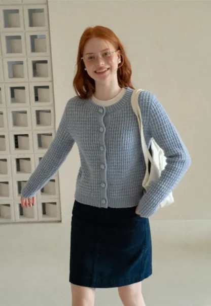 Ribbed Knit Cropped Cardigan with Button Front