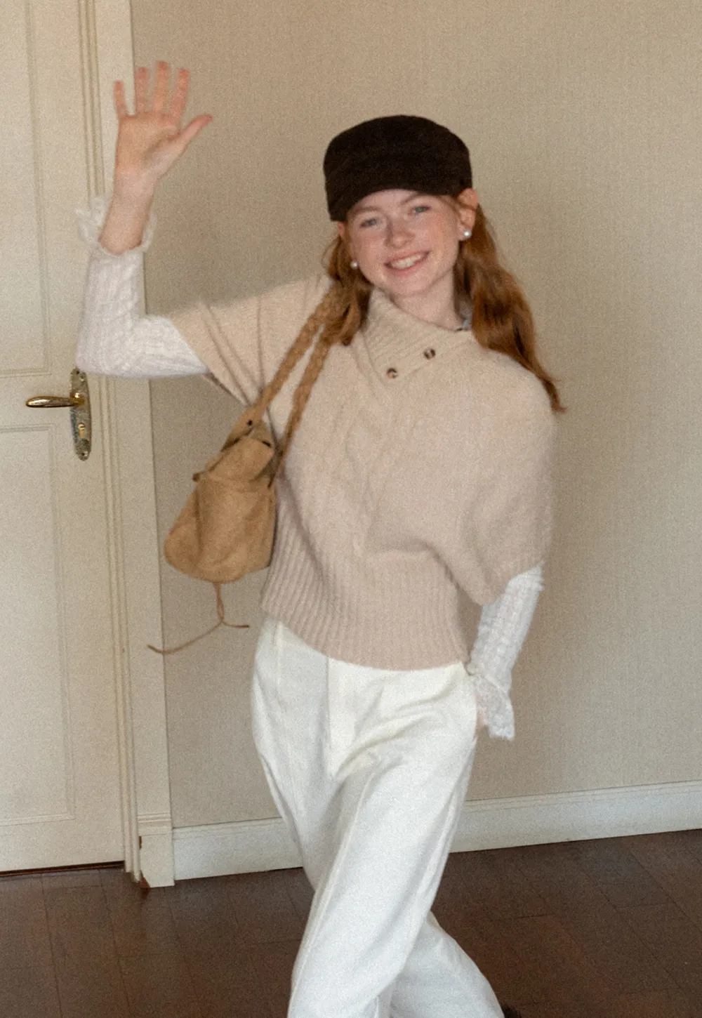 Cropped Cable Knit Sweater with Buttoned Collar