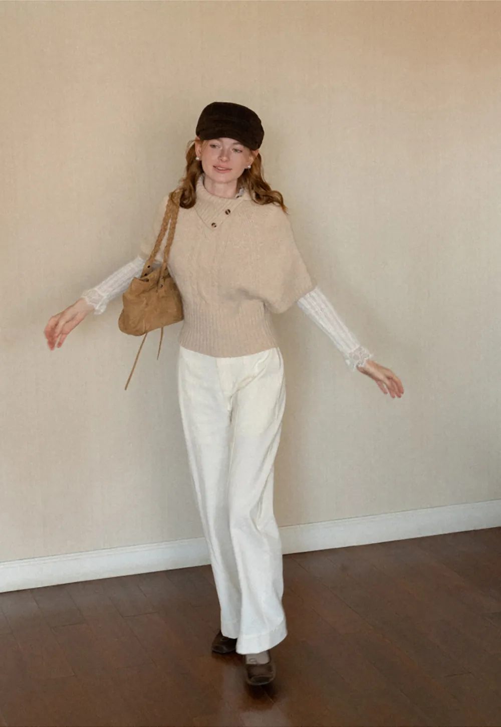 Cropped Cable Knit Sweater with Buttoned Collar